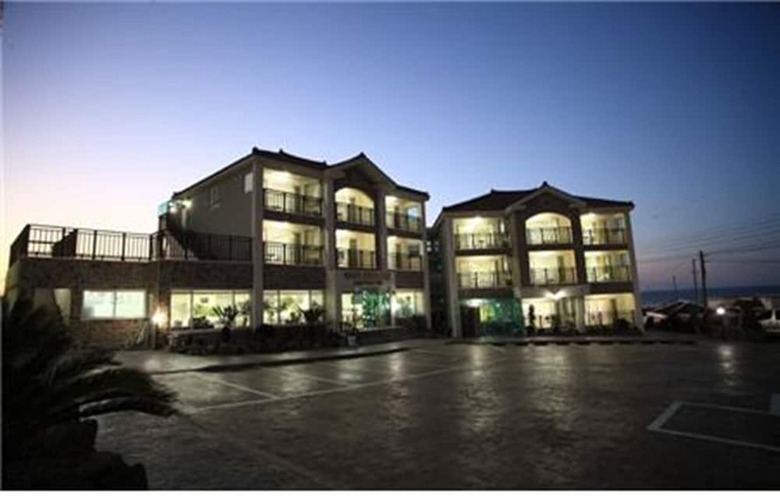 Jeju Evada Pension