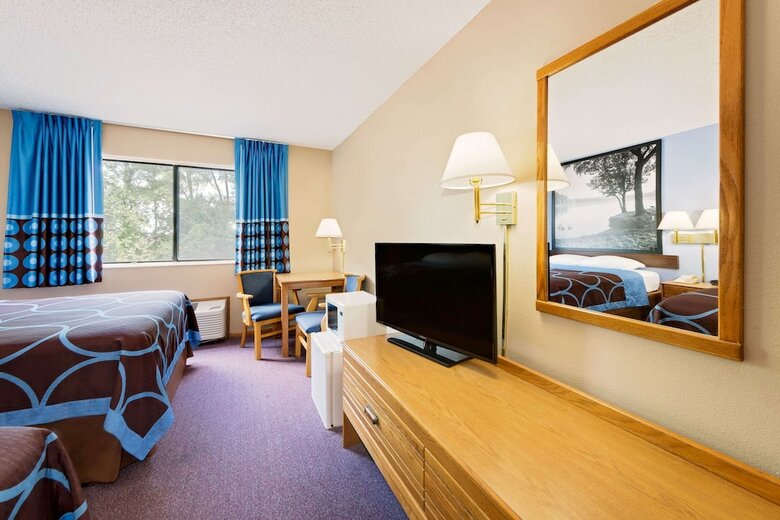 Hotel Super 8 By Wyndham Chariton