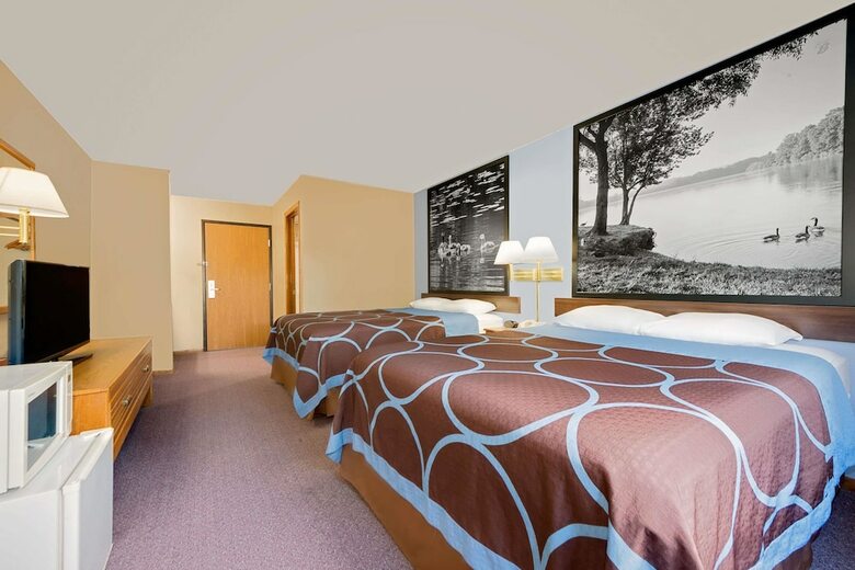 Hotel Super 8 By Wyndham Chariton