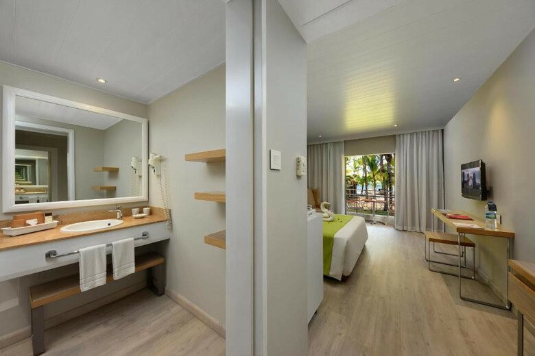 Hotel Mauricia Beachcomber Resort & Spa