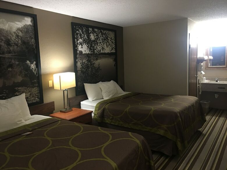 Hotel Super 8 By Wyndham Blue Earth