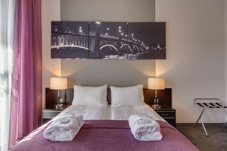 Mary Hotel