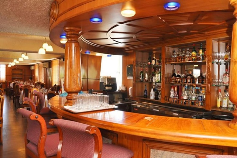 Gold Crest Hotel