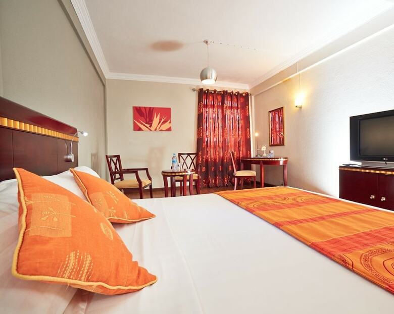 Gold Crest Hotel