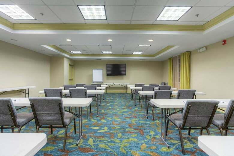 Hotel Candlewood Suites Mooresville
