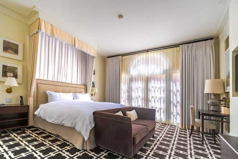 Garden Court Hotel