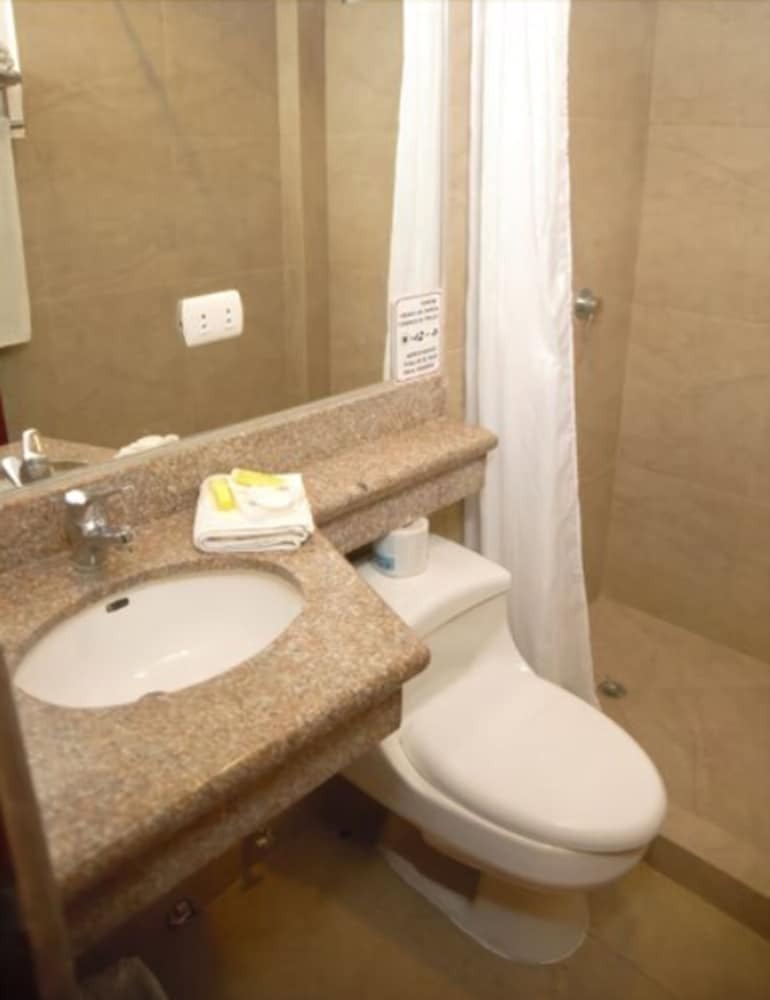Hotel Baja Monta�ita