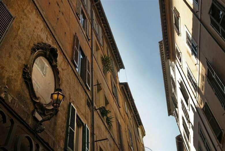 Pantheon Relais