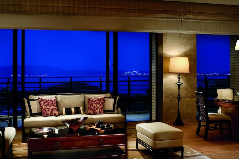 Hotel The Ritz-carlton, Okinawa