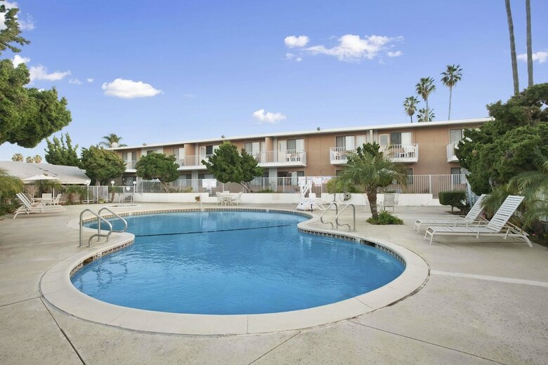 Motel Ramada By Wyndham Torrance