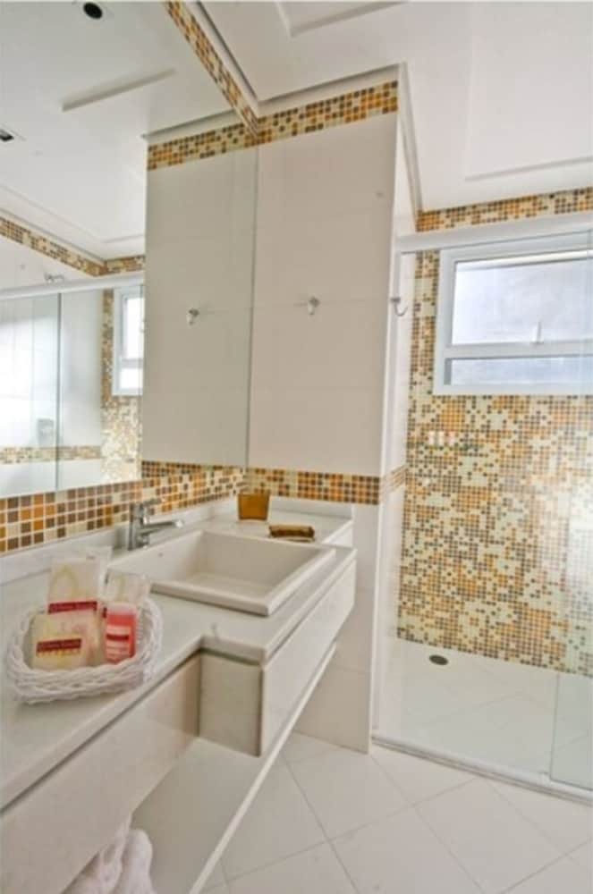 Hotel Annecy Pousada