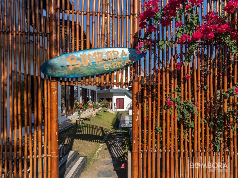 Hotel Bombora Surf Camp