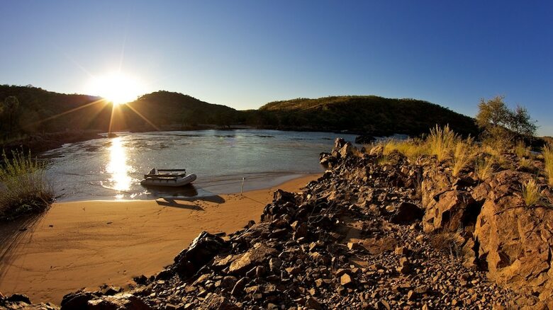 Posada Kunene River Lodge