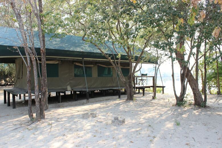 Ndhovu Safari Lodge - Campground