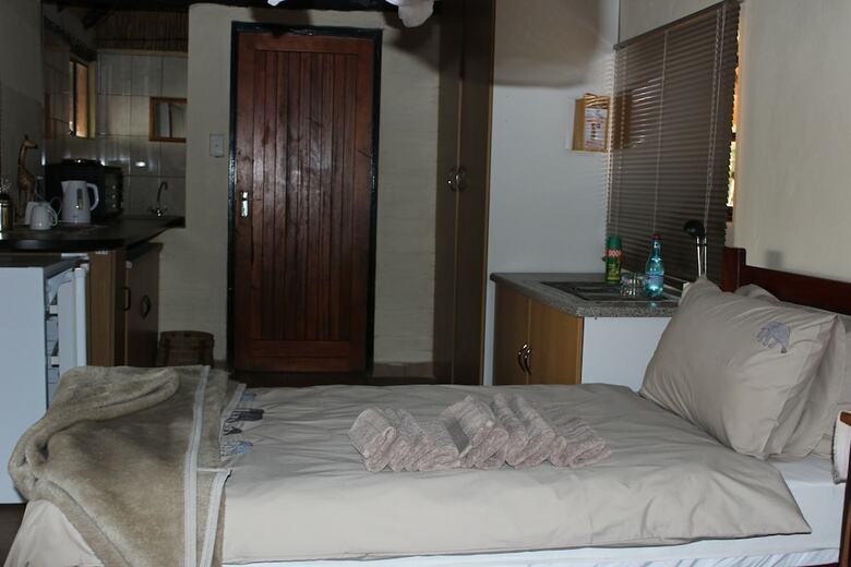 Ndhovu Safari Lodge - Campground