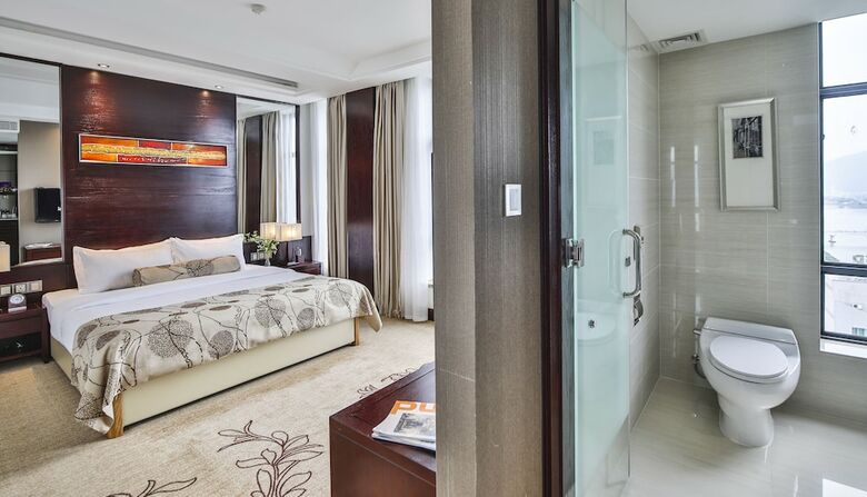 Brilliant Hotel