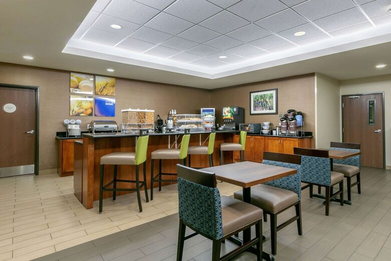 Hotel Comfort Inn & Suites Marion I-57