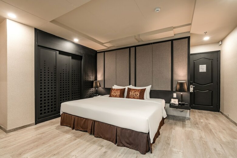 Paragon Saigon Hotel