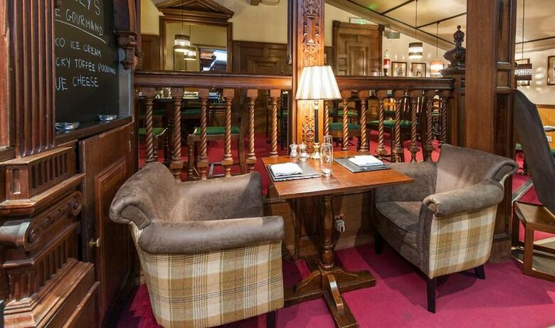 Hotel The Glen Mhor Apartments