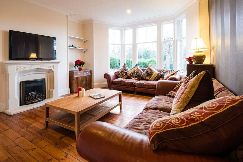 Hotel The Glen Mhor Apartments
