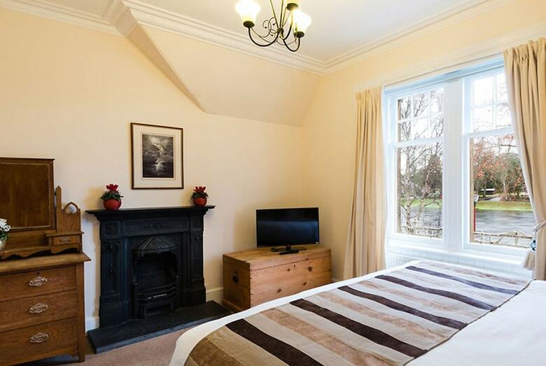 Hotel The Glen Mhor Apartments