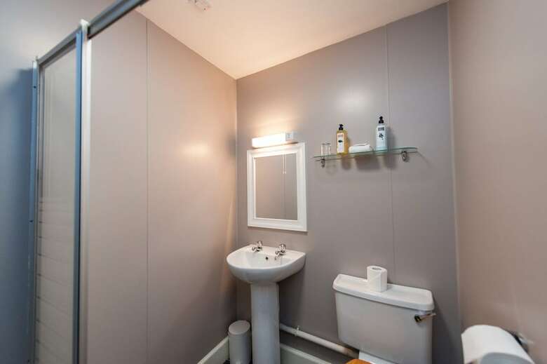 Hotel The Glen Mhor Apartments