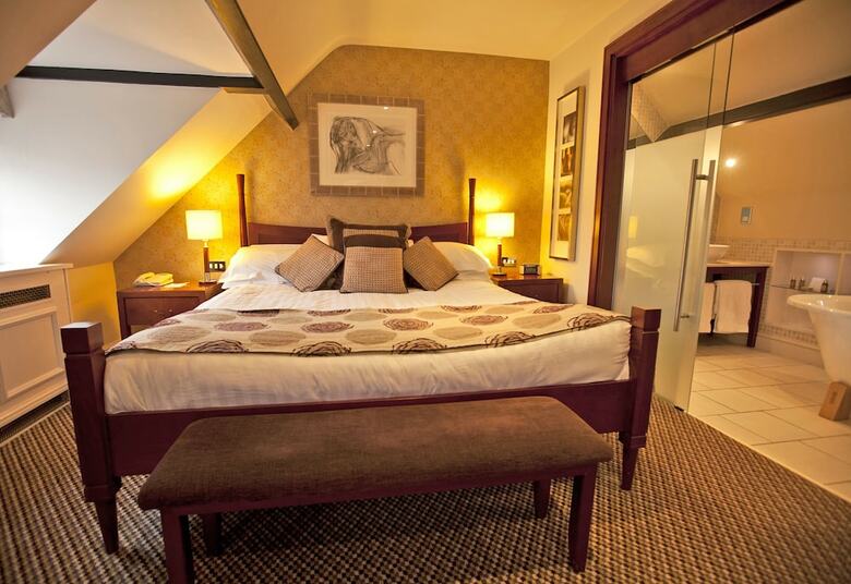 Hotel Classic Lodges - Charingworth Manor