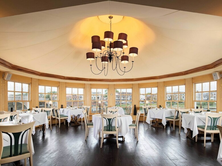 The Mitre Hotel Hampton Court