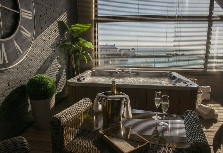 Hotel C�te Ouest Thalasso&spa Les Sables D'olonne Mgallery By Sofitel