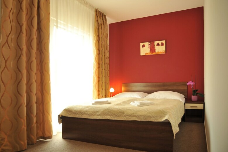 Aparthotel Melrose Apartments 2