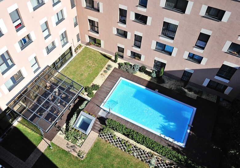 Aparthotel Melrose Apartments 2