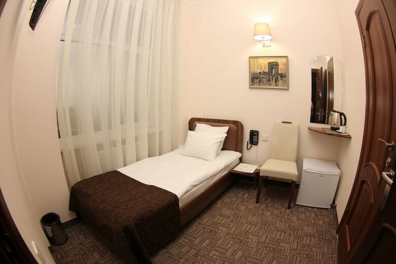 Victory Star Hotel
