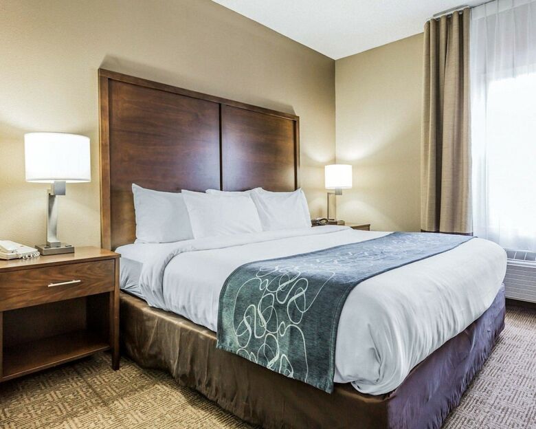 Hotel Comfort Suites At Isle Of Palms Connector