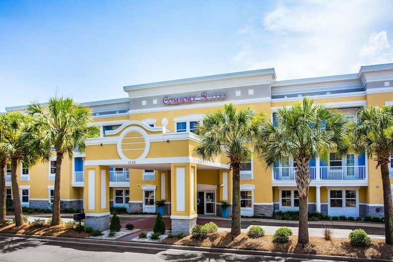 Hotel Comfort Suites At Isle Of Palms Connector
