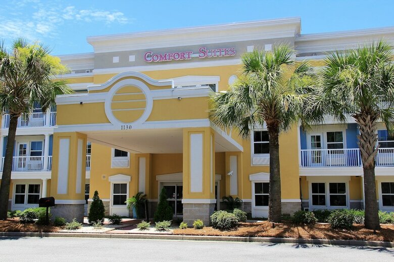 Hotel Comfort Suites At Isle Of Palms Connector