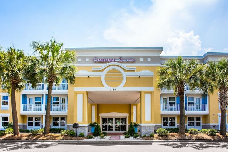 Hotel Comfort Suites At Isle Of Palms Connector
