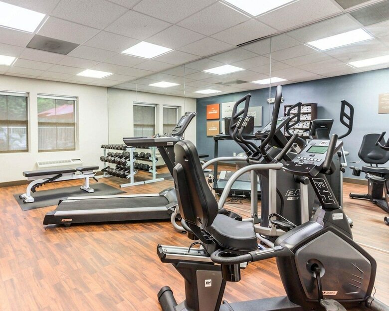 Hotel Comfort Suites At Isle Of Palms Connector