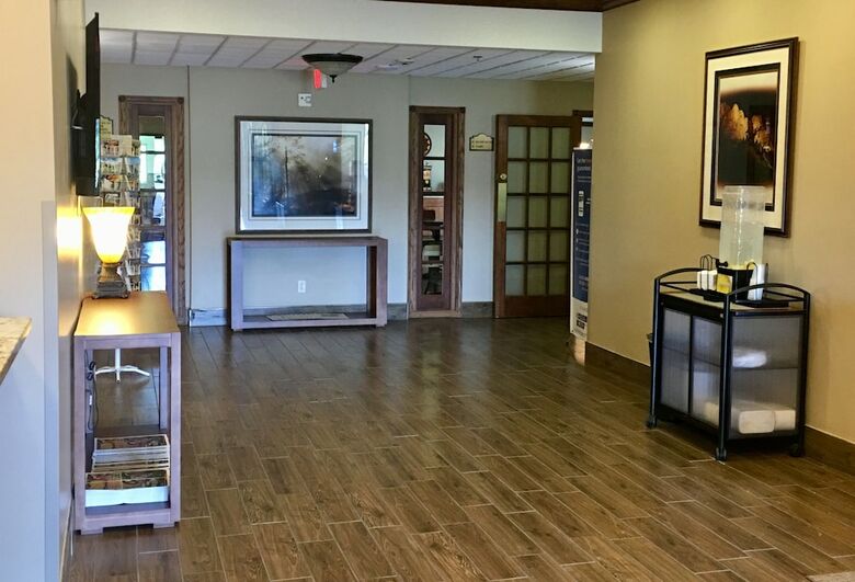 Hotel Comfort Inn And Suites Custer