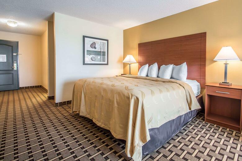 Hotel Quality Inn & Suites