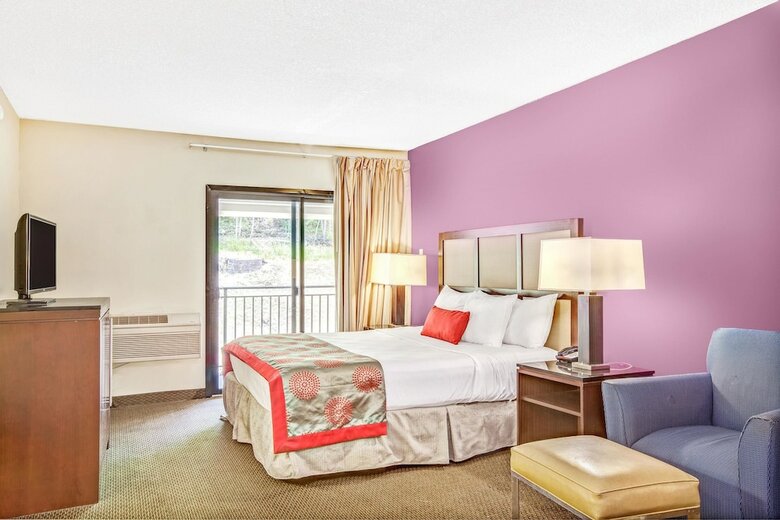 Hotel Ramada By Wyndham Rockaway