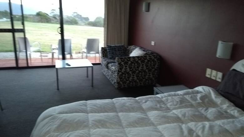 Motel Diamond Island Resort & Bicheno Penguin Show