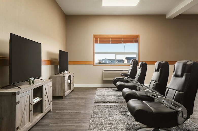 Hotel Days Inn & Suites By Wyndham Brooks