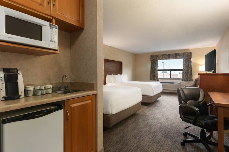 Hotel Days Inn & Suites By Wyndham Brooks