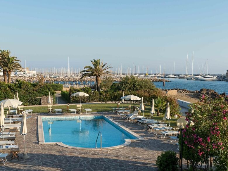 Mercure Civitavecchia Sunbay Park Hotel