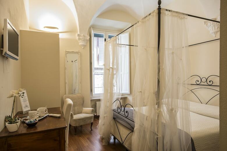Bed & Breakfast Quattro Cantoni