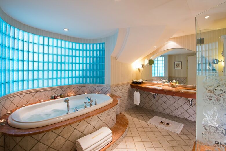 Herods Palace Hotel