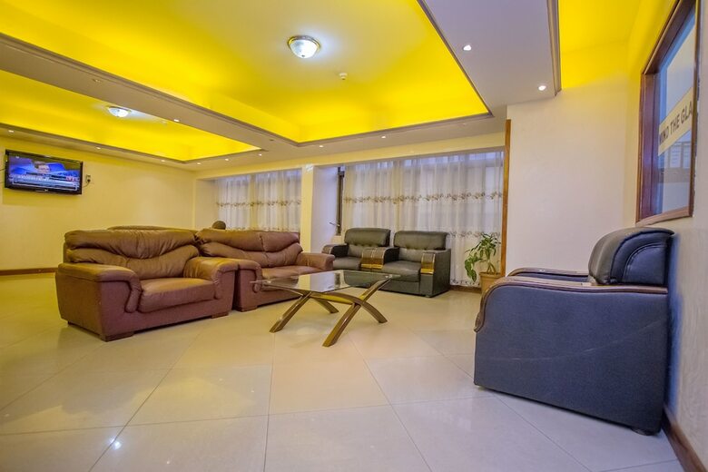 Holiday Express Hotel