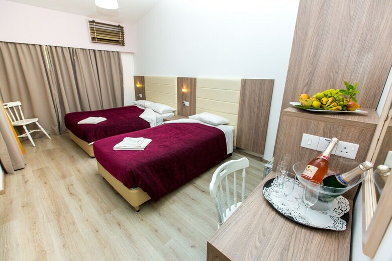 Hotel Fitos Inn Guest House