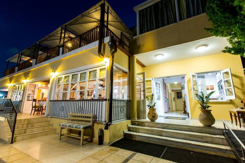 Hotel Fitos Inn Guest House