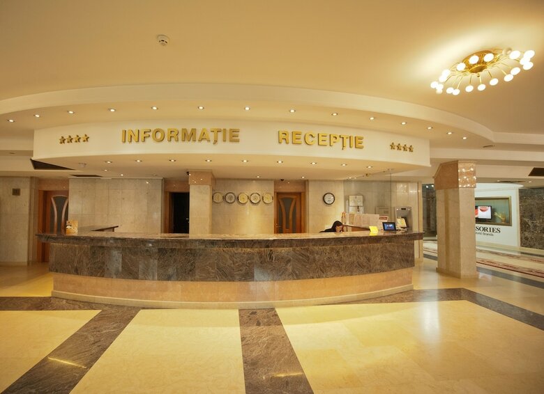 Jolly Alon Hotel